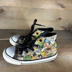 converse all star chuck taylor kids youth size 10 shoes looney tunes sneakers